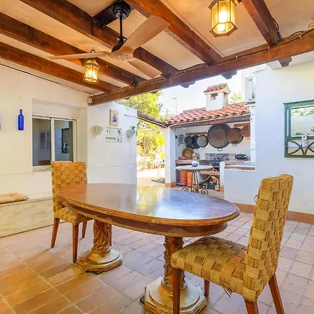 Beautiful In With House Sea View Holiday home *